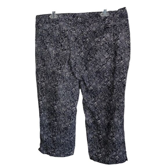 Women's Bandolino Blue Capri Pants Size 16W - Picture 2 of 10